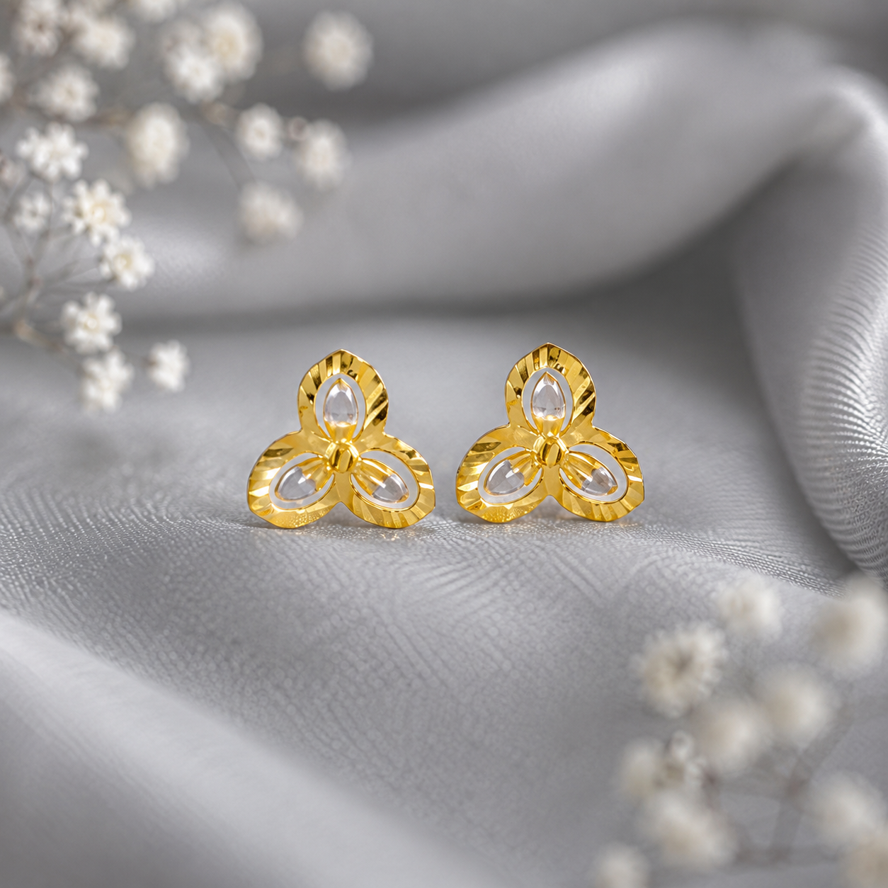 Kanak Floral Spark Gold Earrings