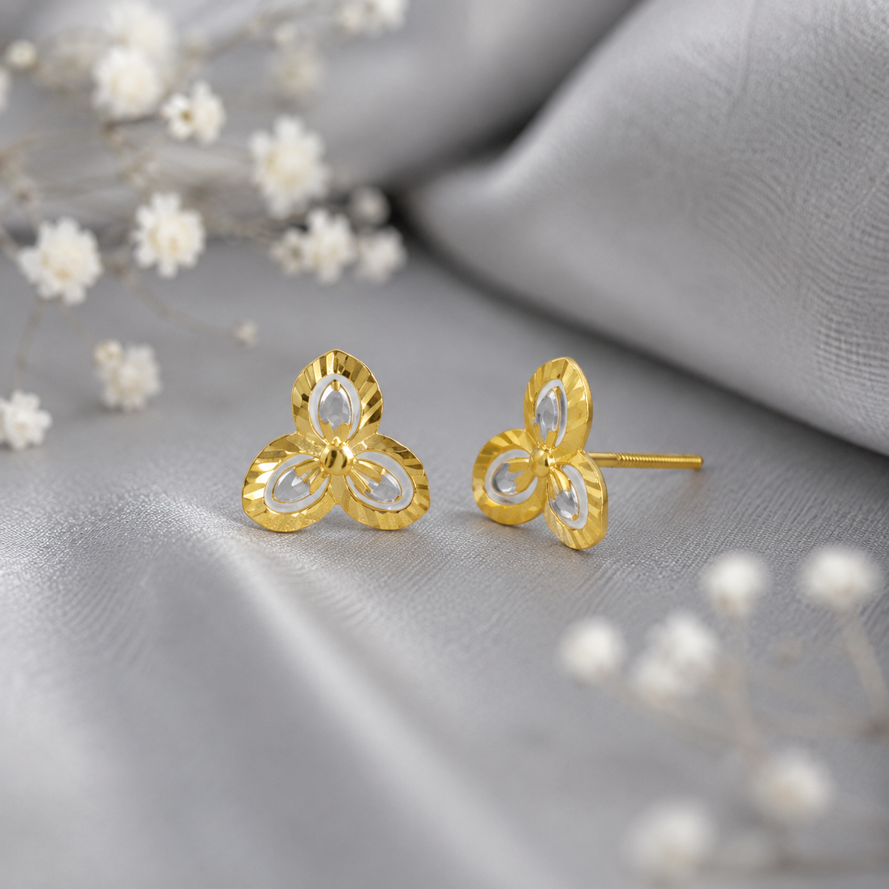 Kanak Floral Spark Gold Earrings