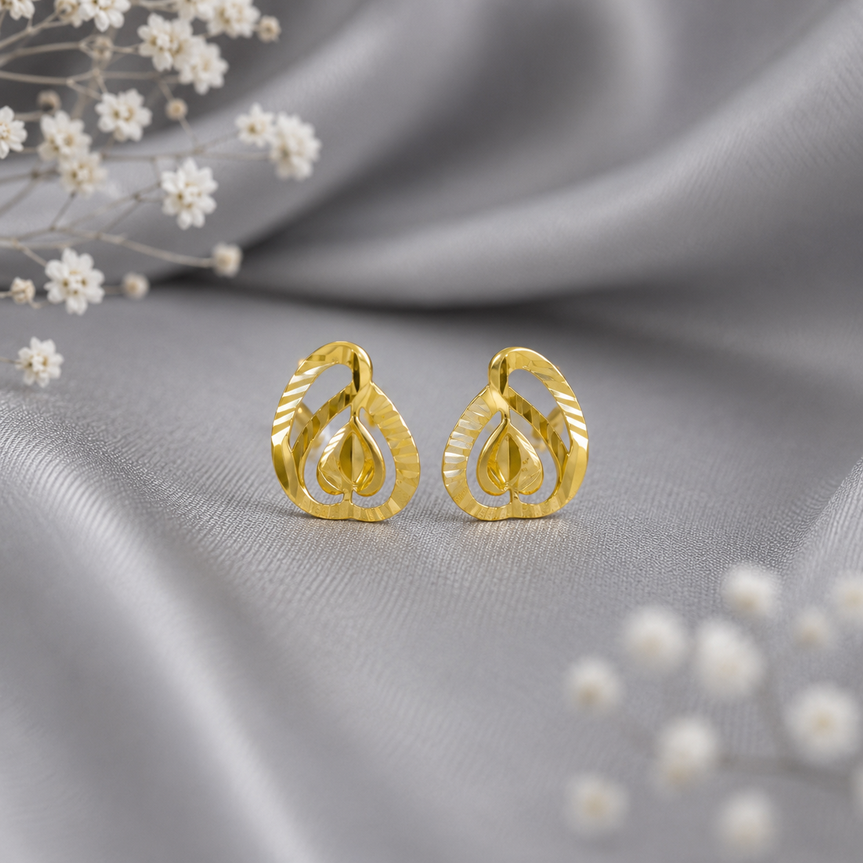 Tara Heart Glow Gold Earrings