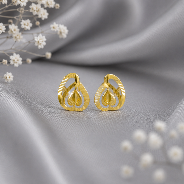 Tara Heart Glow Gold Earrings
