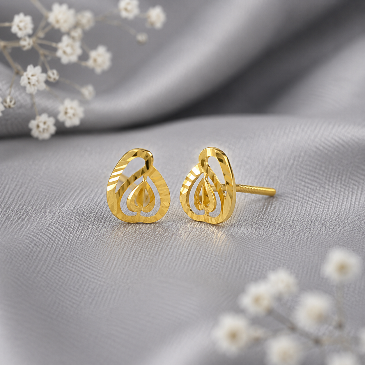 Tara Heart Glow Gold Earrings