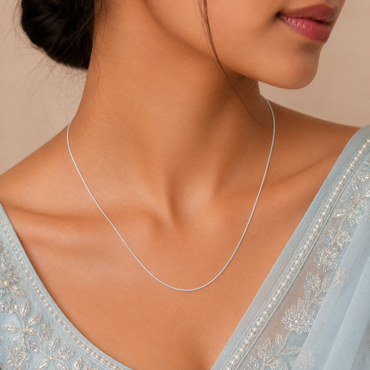 Silken Glow Silver Chain
