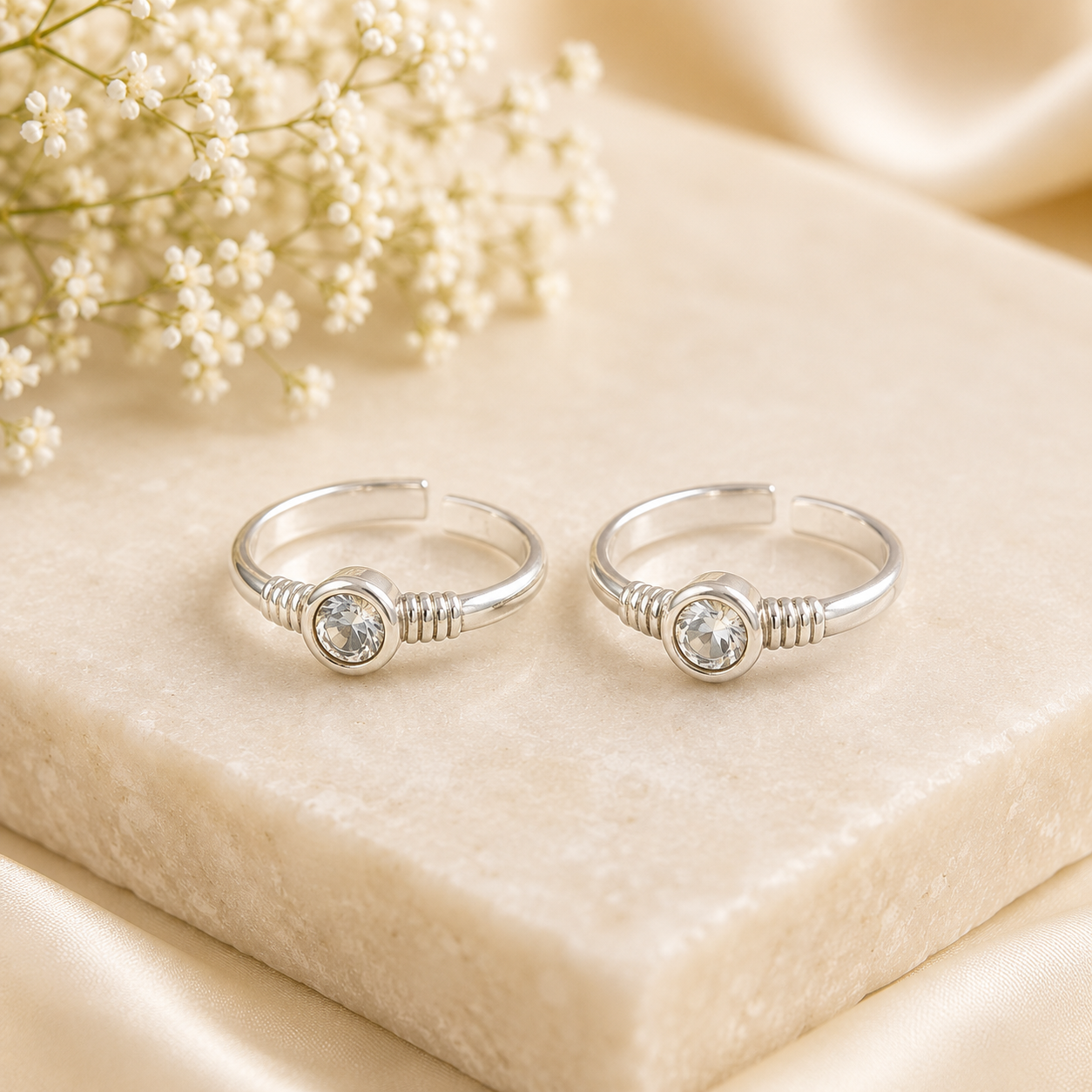 Crystal Glow Silver Toe Rings