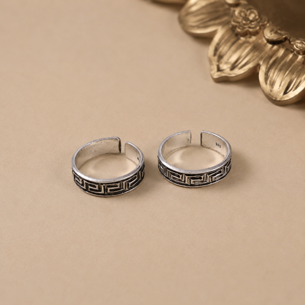 Kiara Maze Band Silver Toe Rings