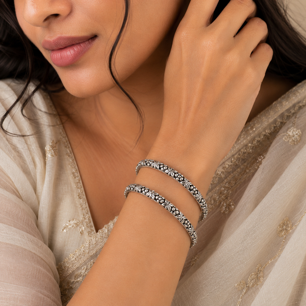 Diya Floral Silver Bangles