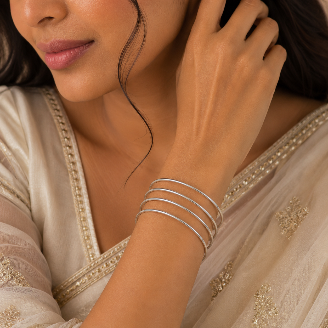Meera Simple Silver Bangles