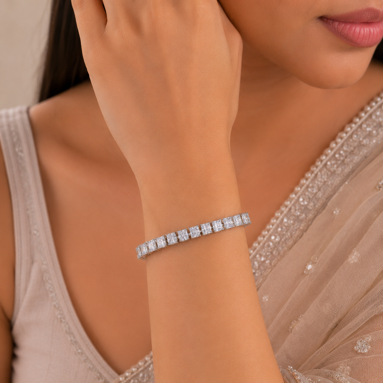 Miraya Shine Silver Bracelet
