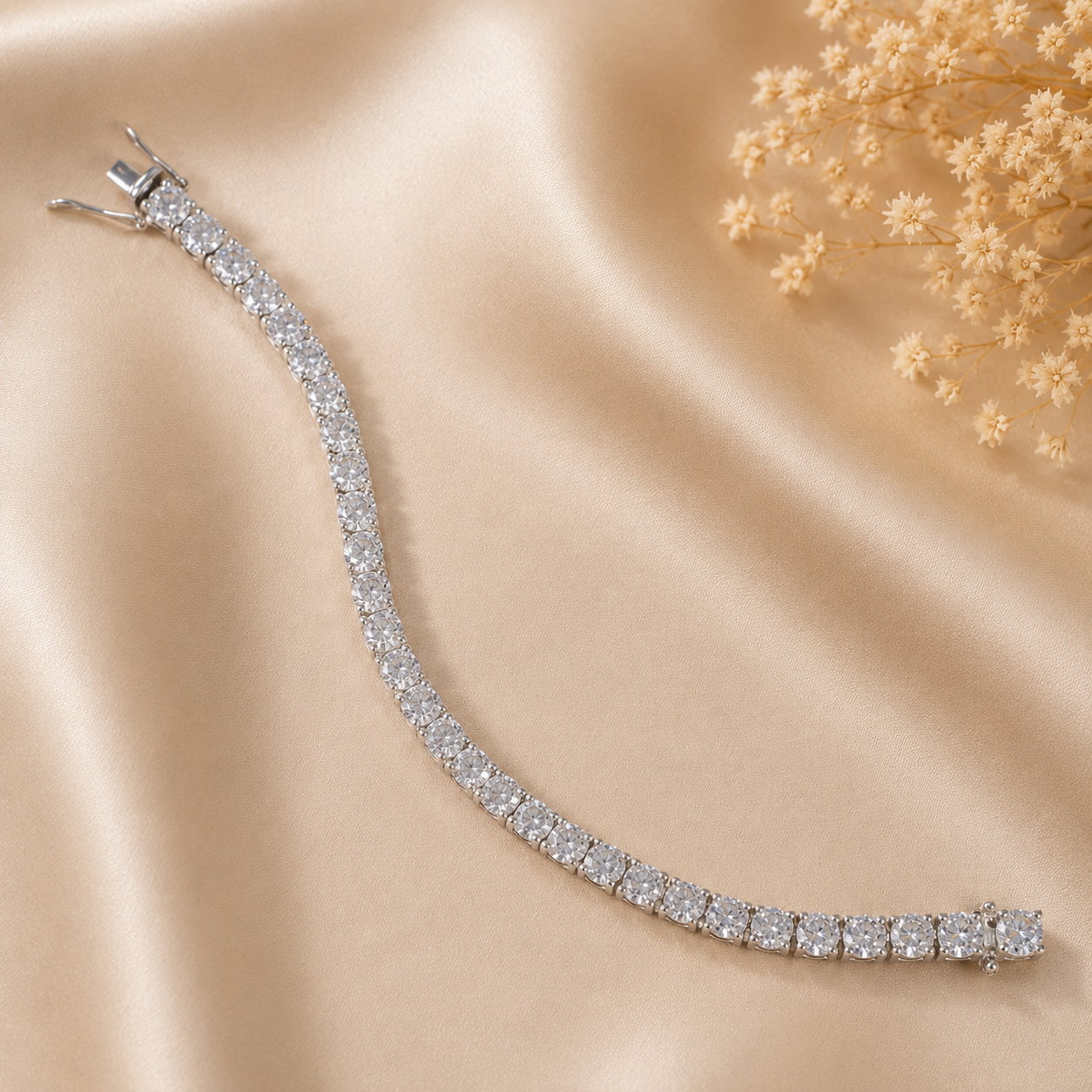 Eira Shine Silver Bracelet