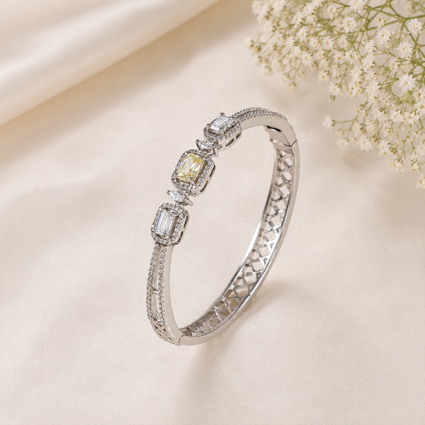 Diya Honey Glow  Silver Bracelet