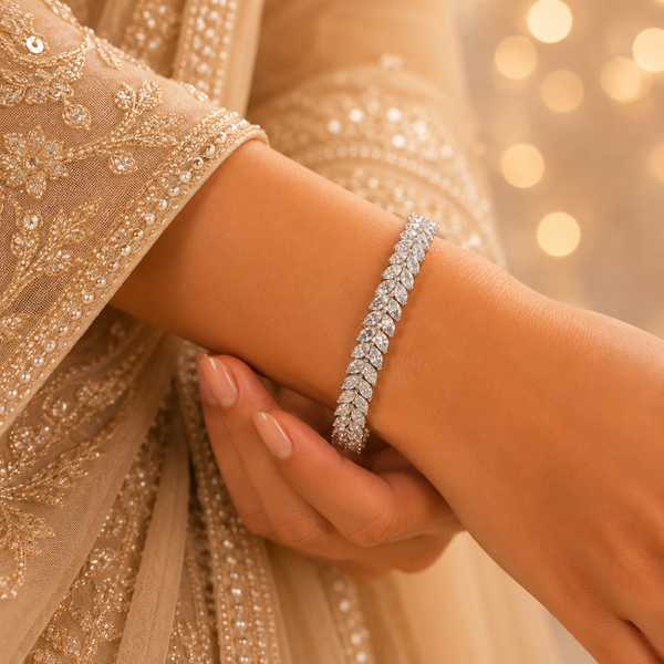 Bhuvika Frost Leaf Silver Bangle