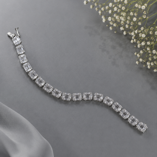 Shanaya Gleam Silver Bracelet