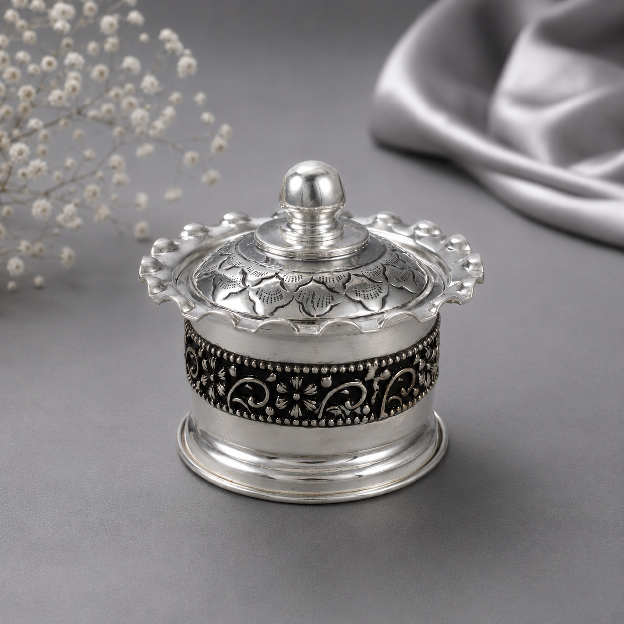 Premium Holder Silver Box