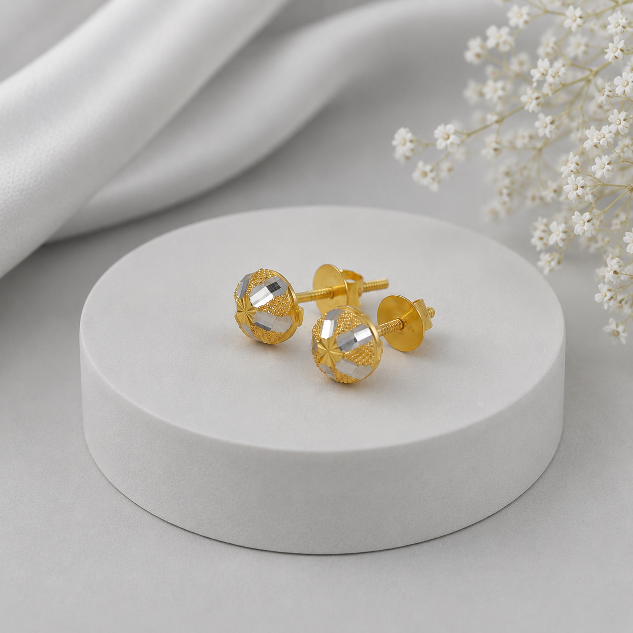 Myra Shine Gold Earrings