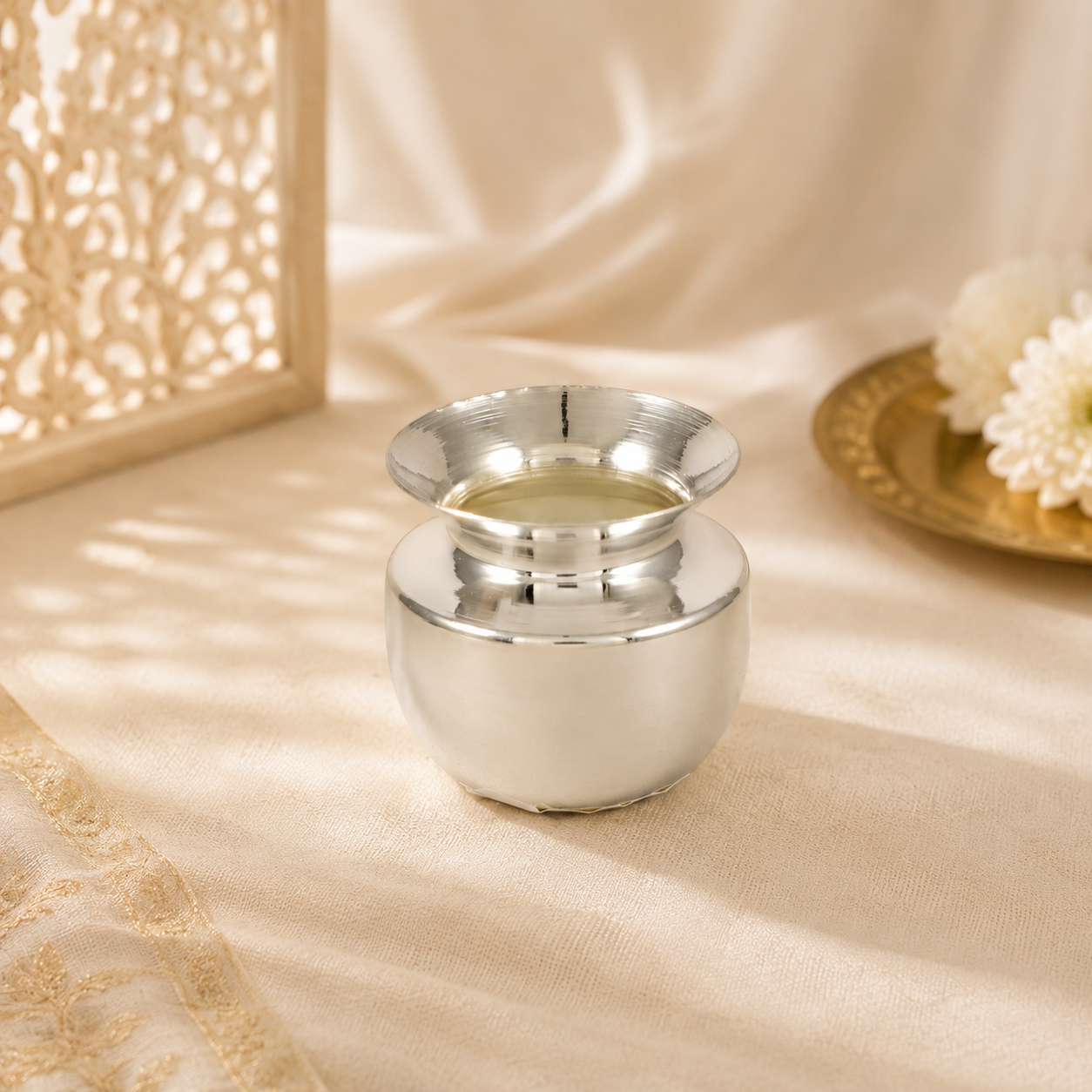 Shanti Silver Kalash