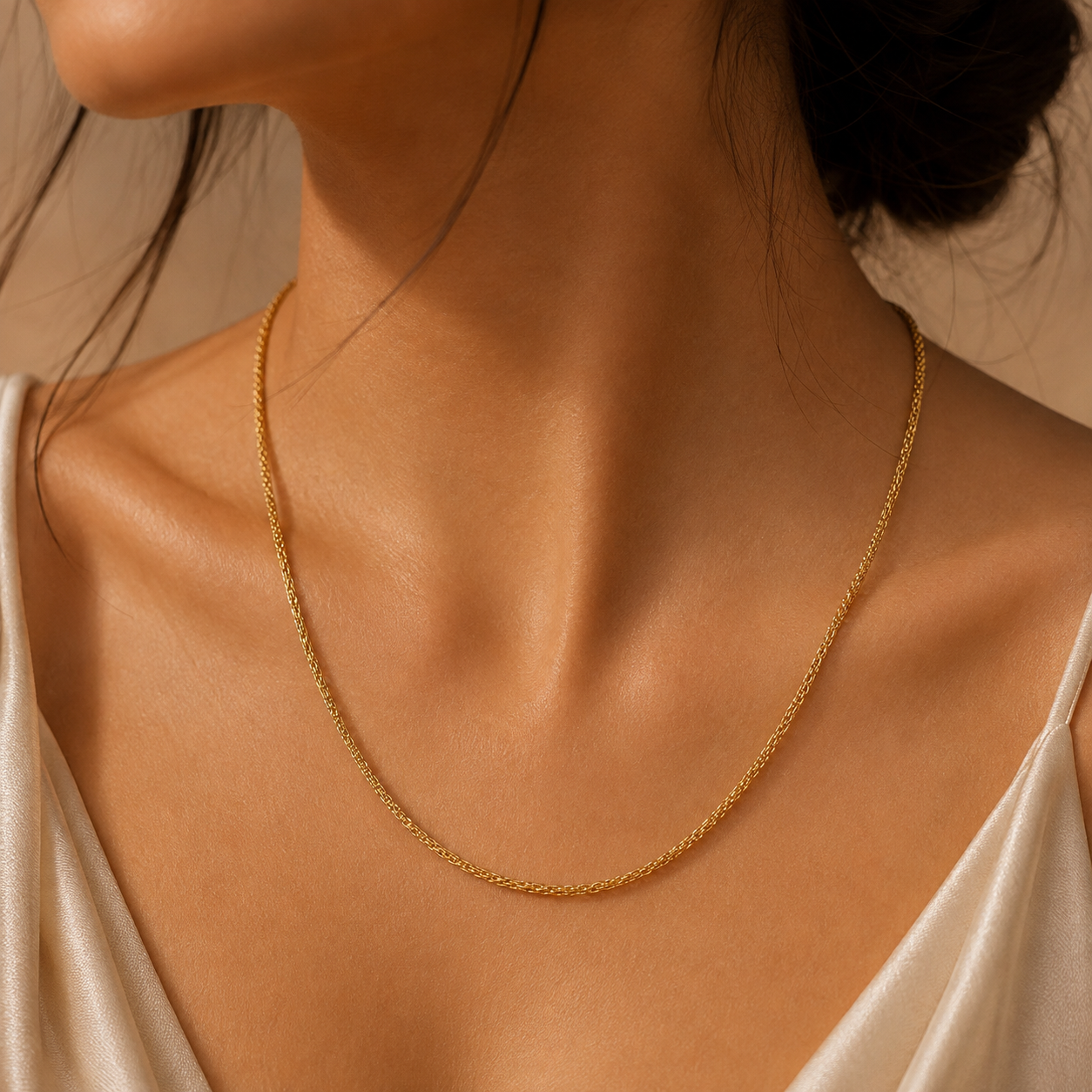 Devina Aurelia Twist Gold Chain