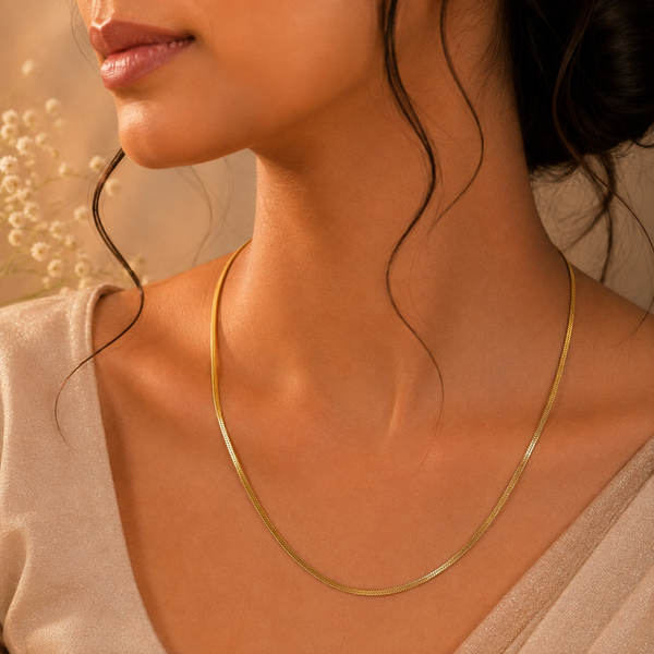 Avyanna Gleam Gold Chain