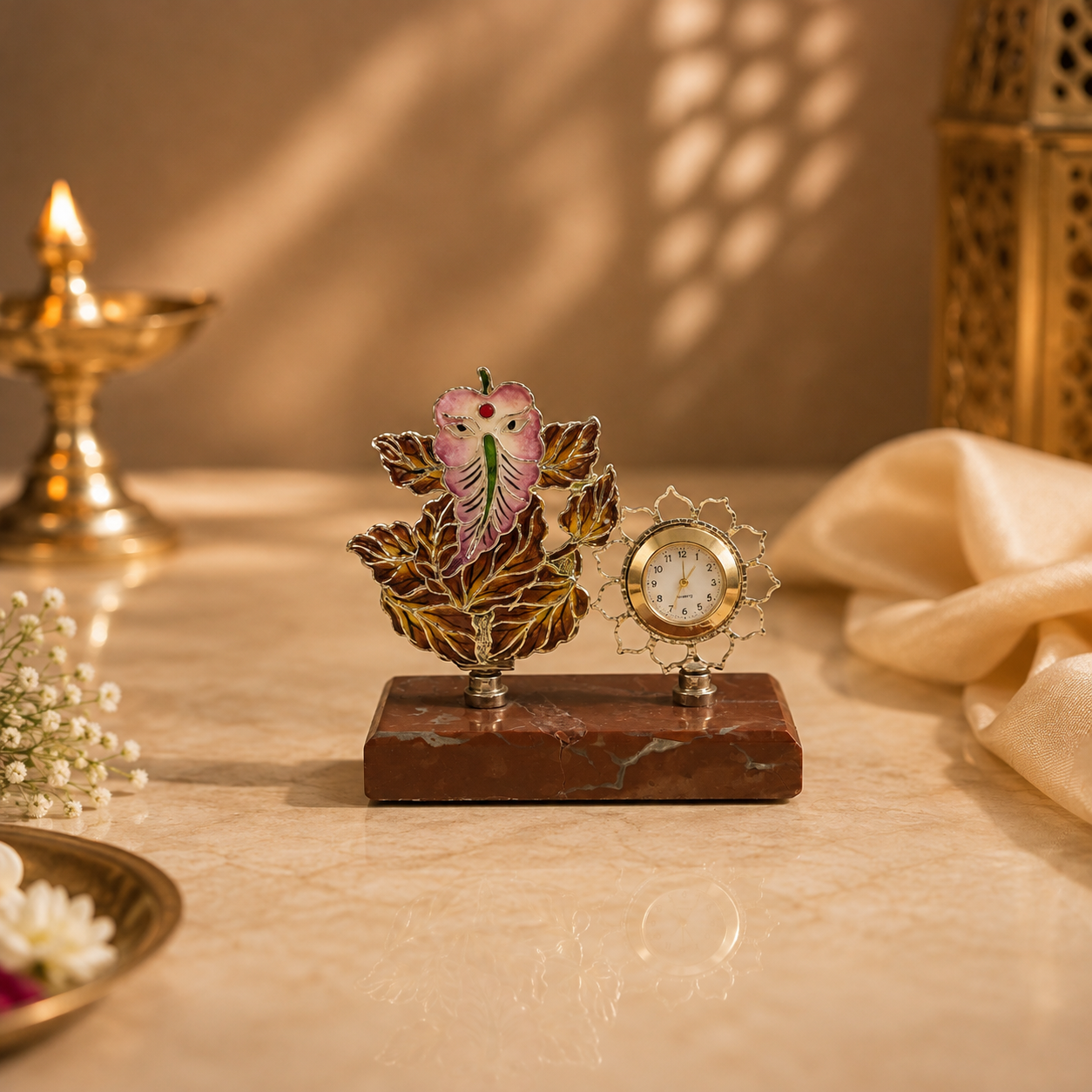 Leaf Ganesha   Silver Table Clock