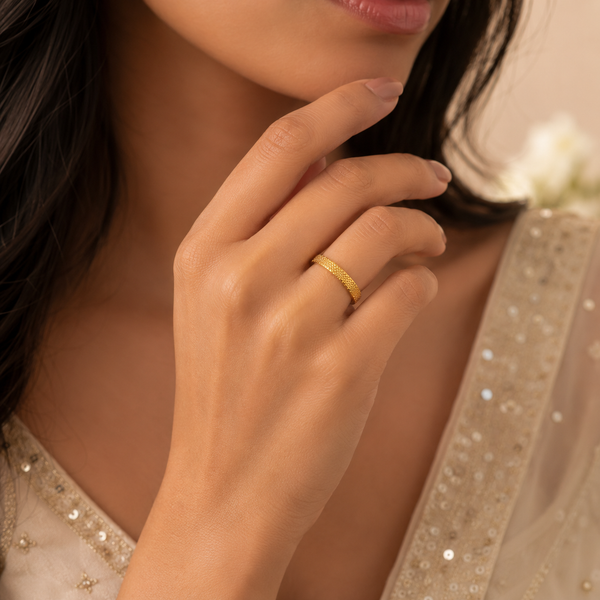 Vanya Luxe Hammered Gold Band  Ring