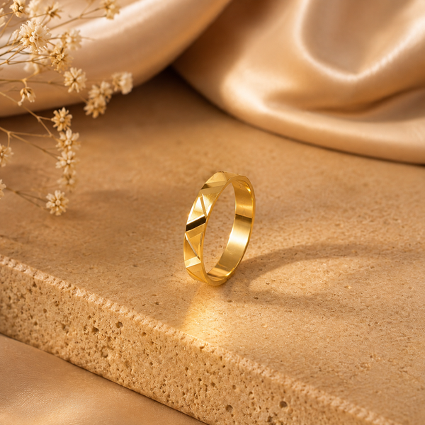 Zara Geometric Gold Band Ring