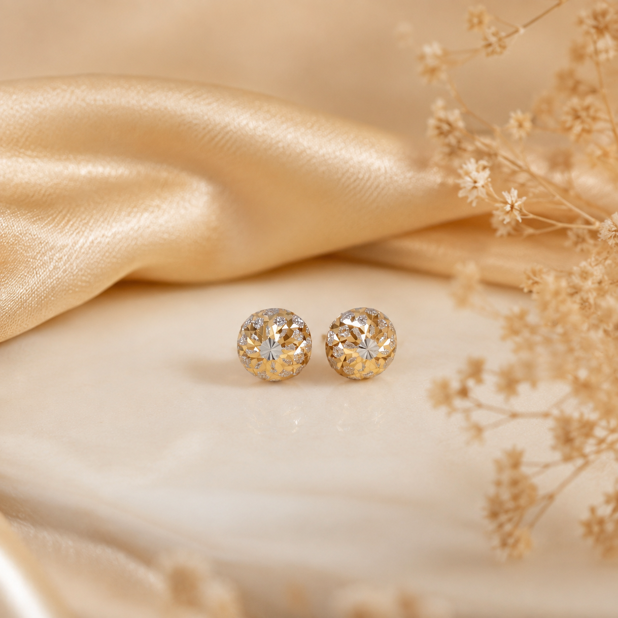 Nyra Sunflare Gold Earrings