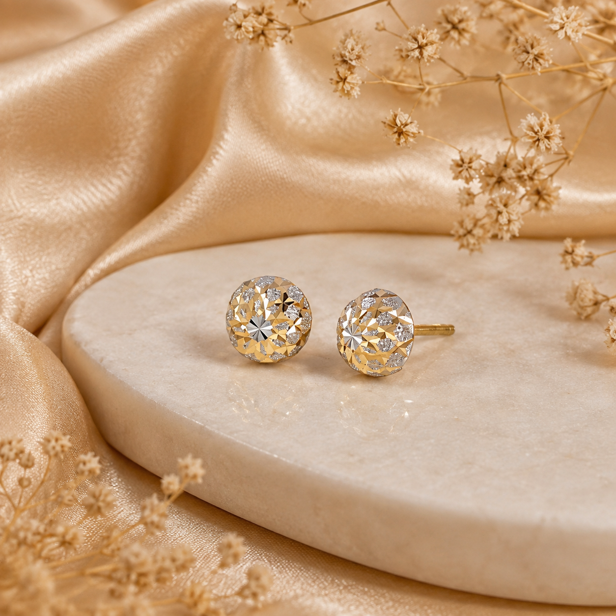 Nyra Sunflare Gold Earrings