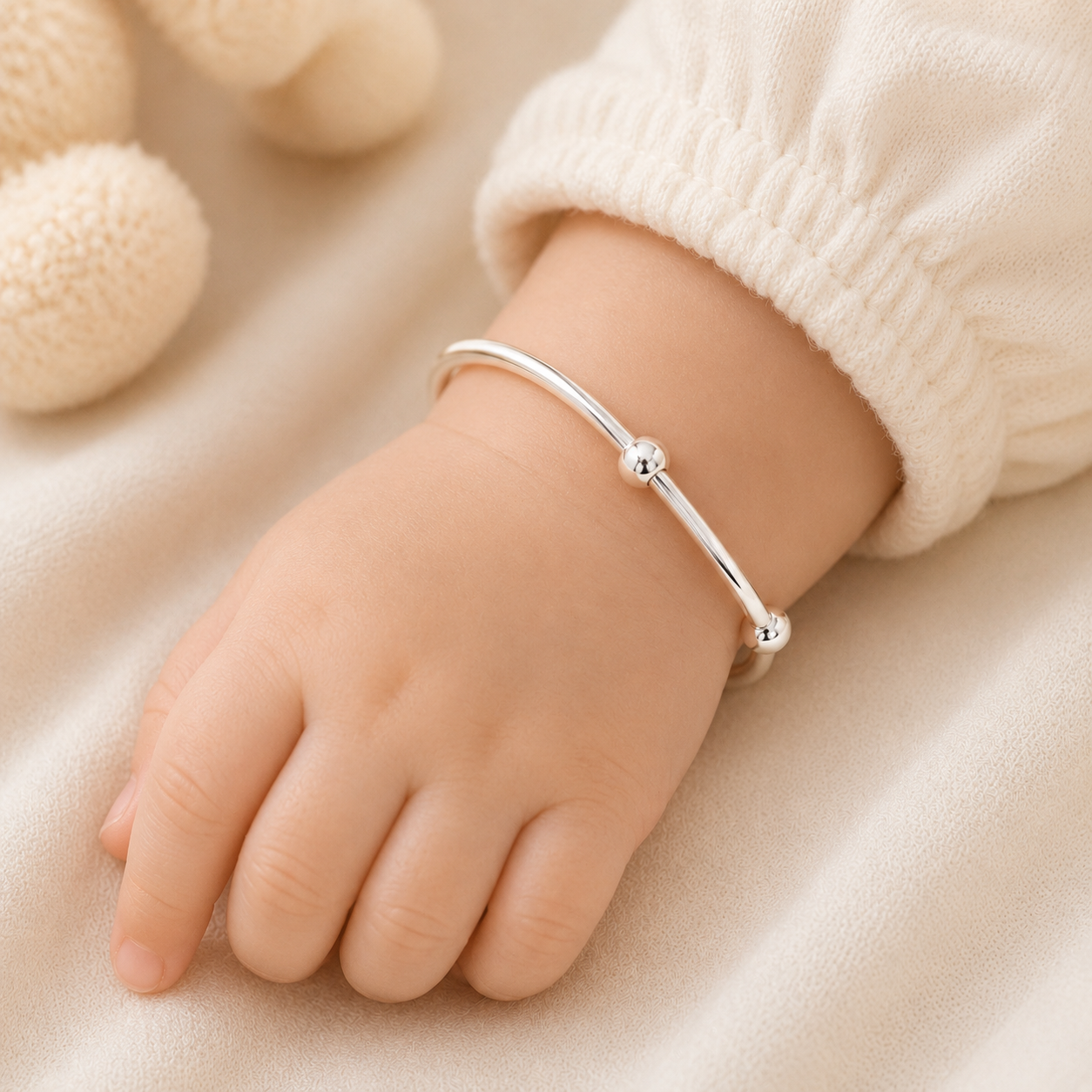 Minimal Charm Silver Baby Bangles