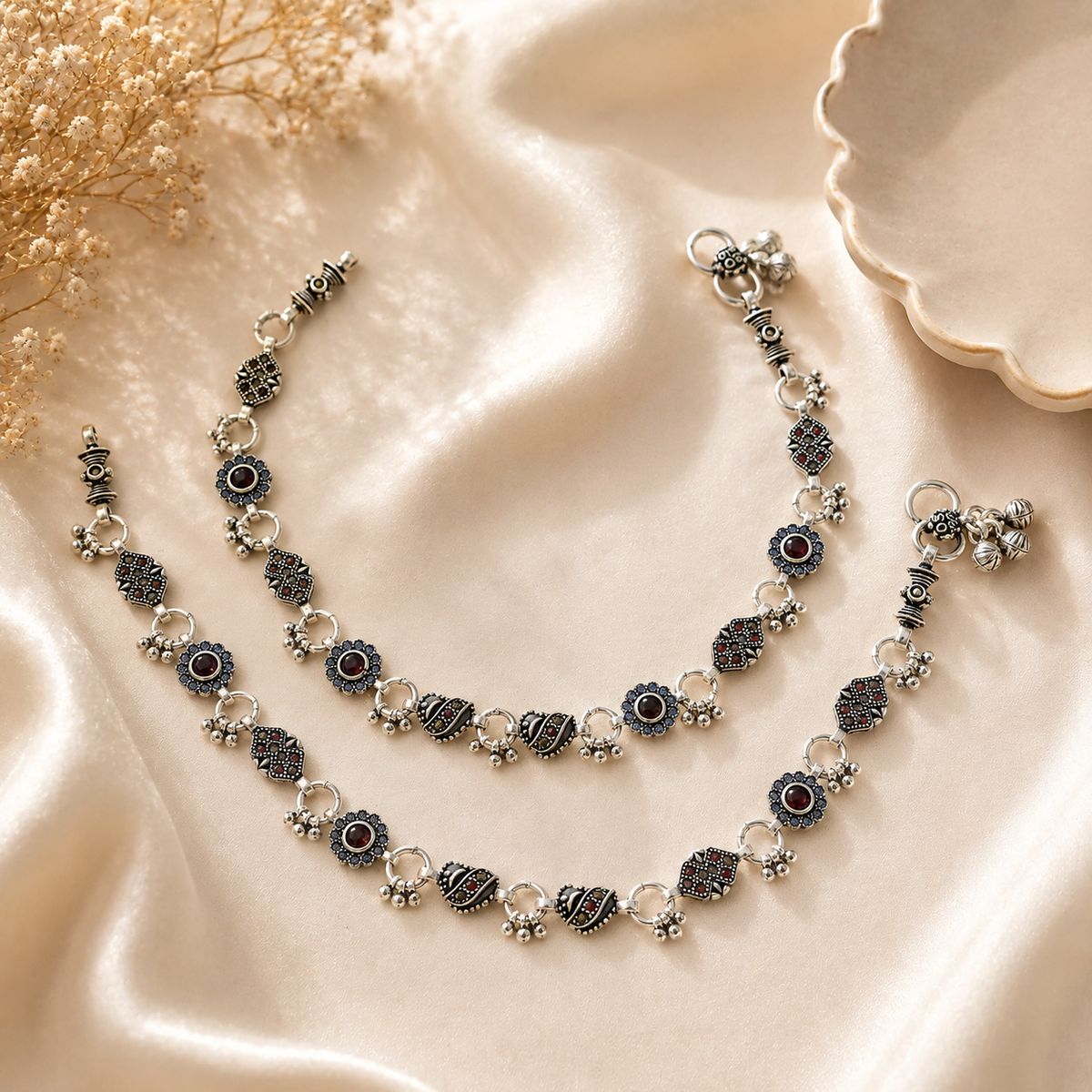 Nayra Antique Charm Silver Anklets