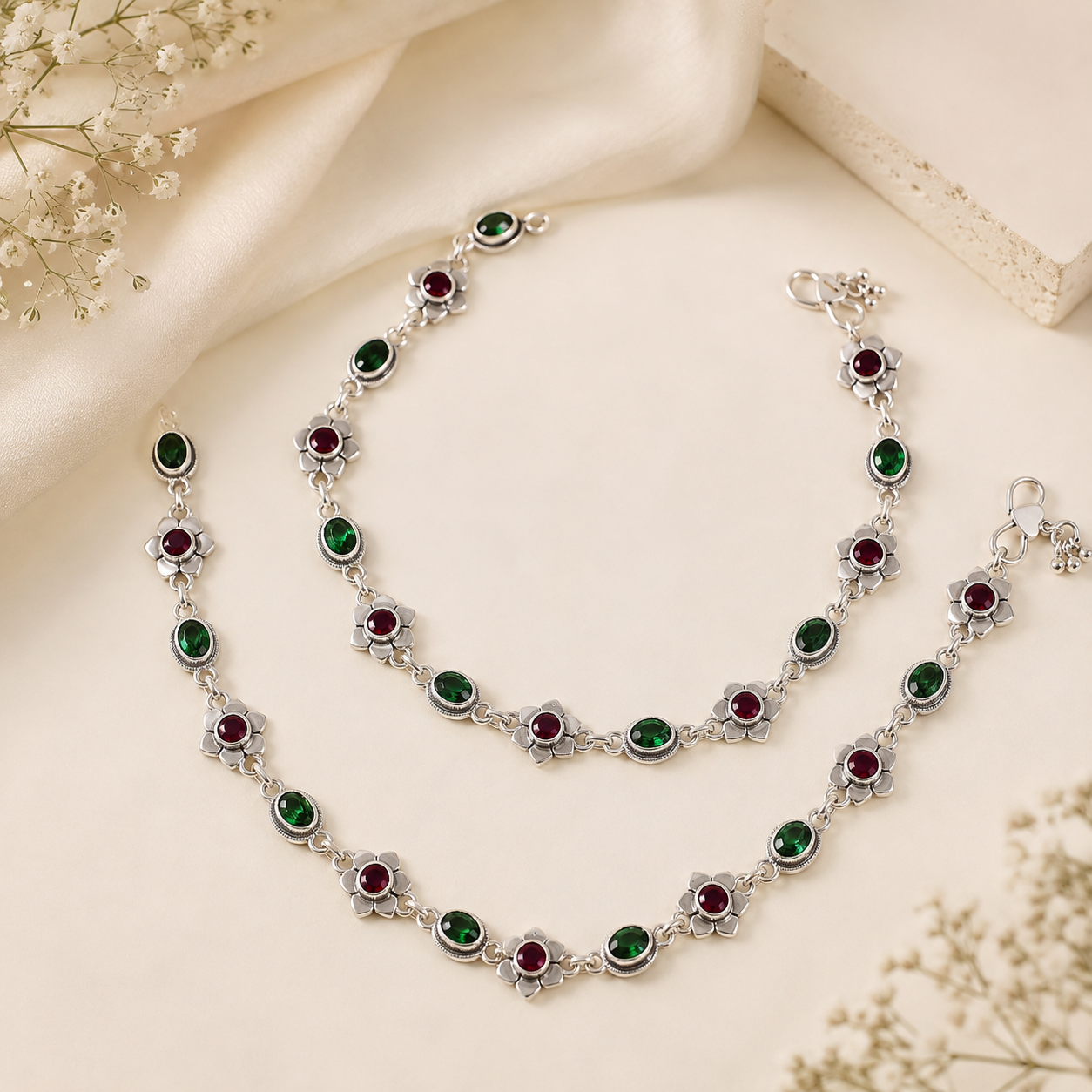 Inaya Emerald Grace Silver Anklets