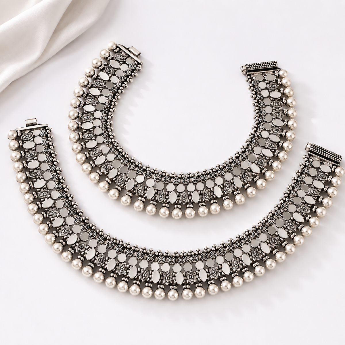 Shanaya Antique Maharani Silver Anklets