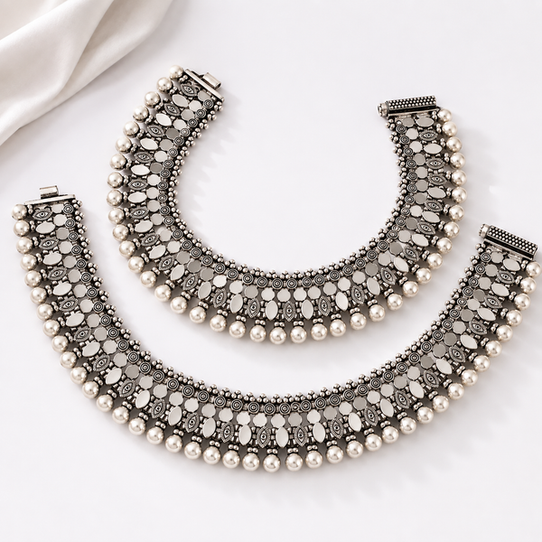 Shanaya Antique Maharani Silver Anklets