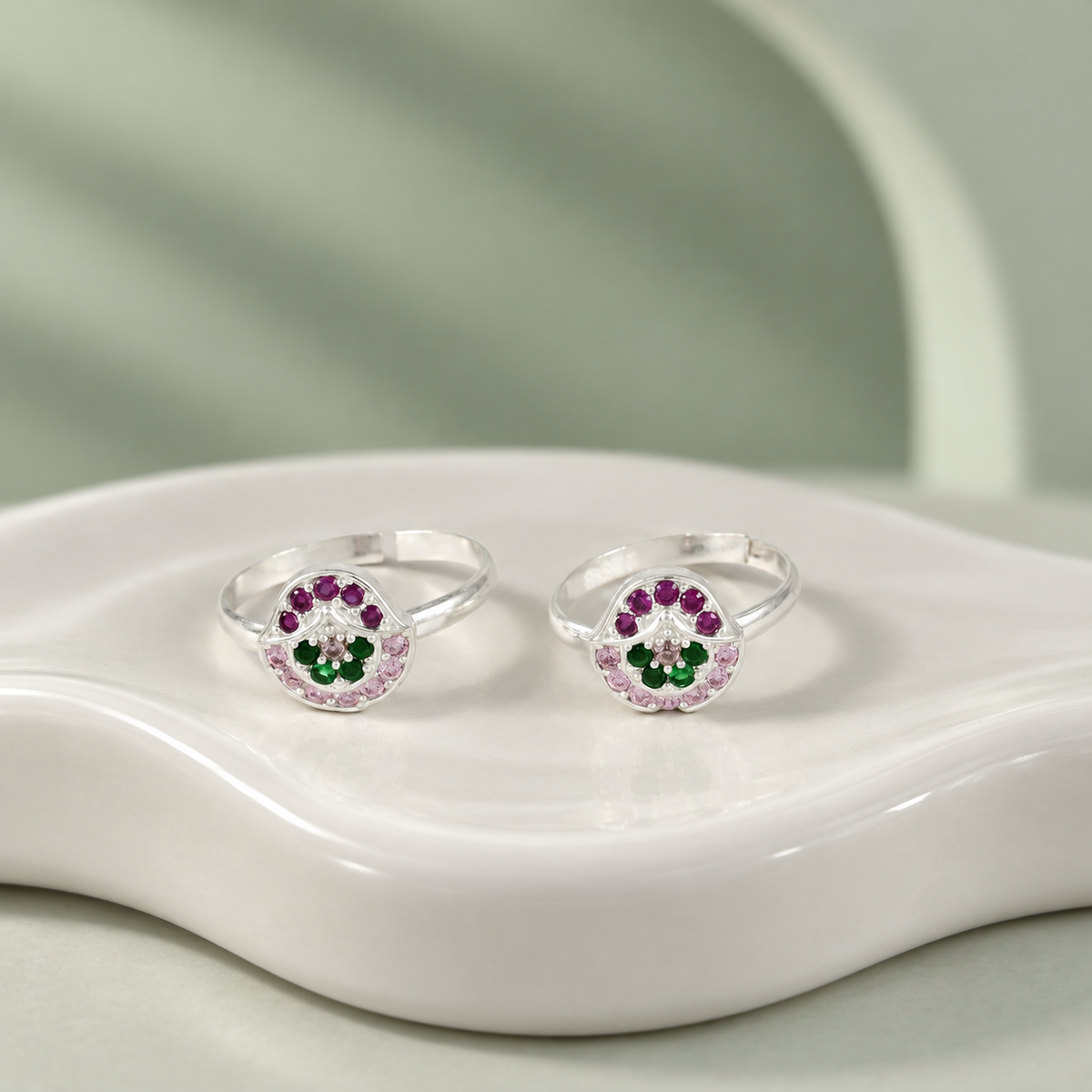 Ishita Radiant Flower Silver Toe Rings