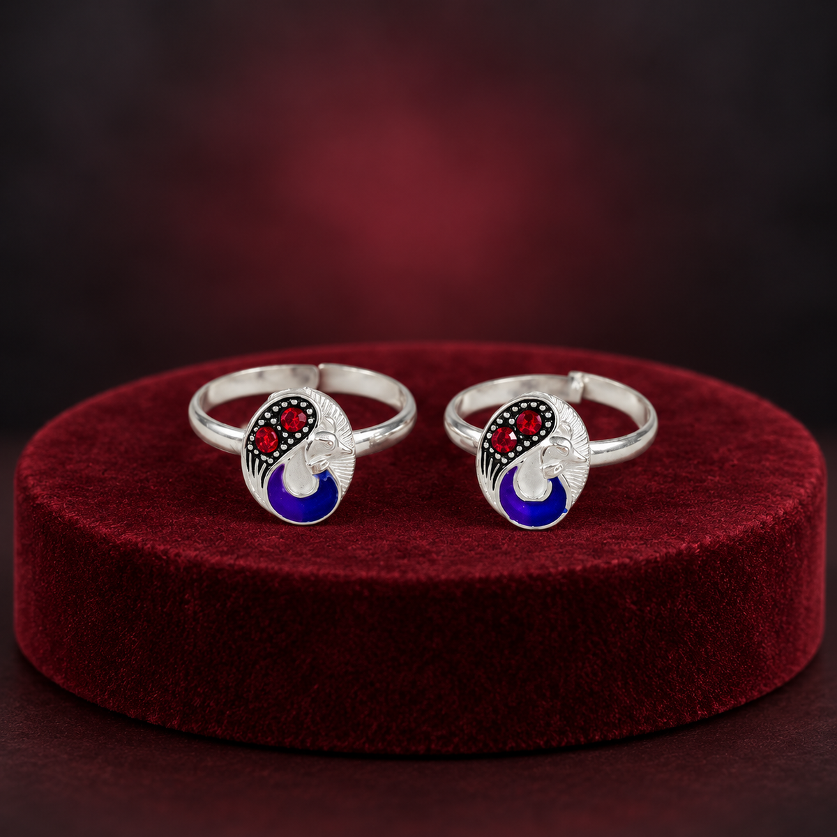 Vanya Royal Plumage Silver Toe Rings