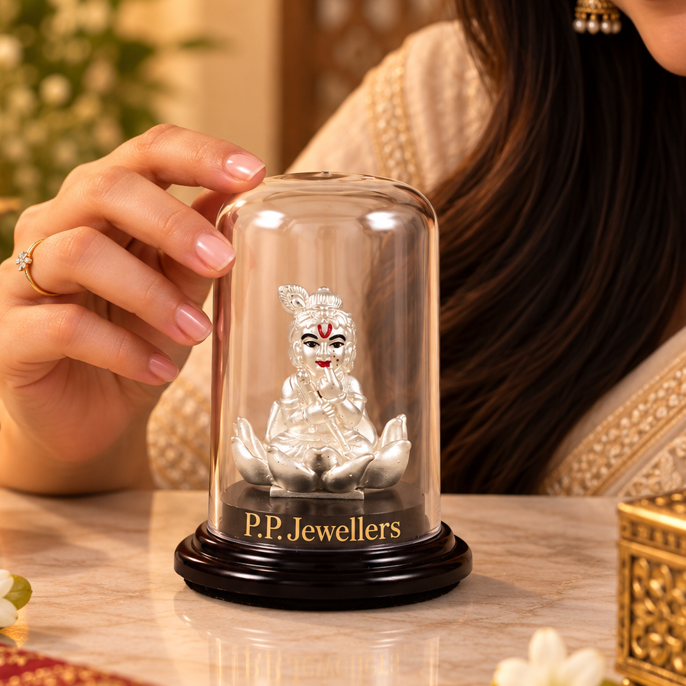 Shyam Sundar Krishna Silver Idol