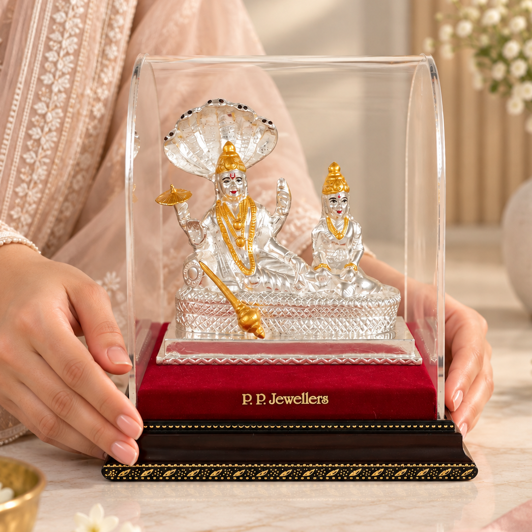 Sheshshayi Narayan Lakshmi Silver Idol