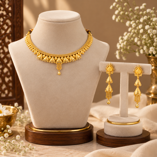 Zoya Leaf Gold Necklace Set