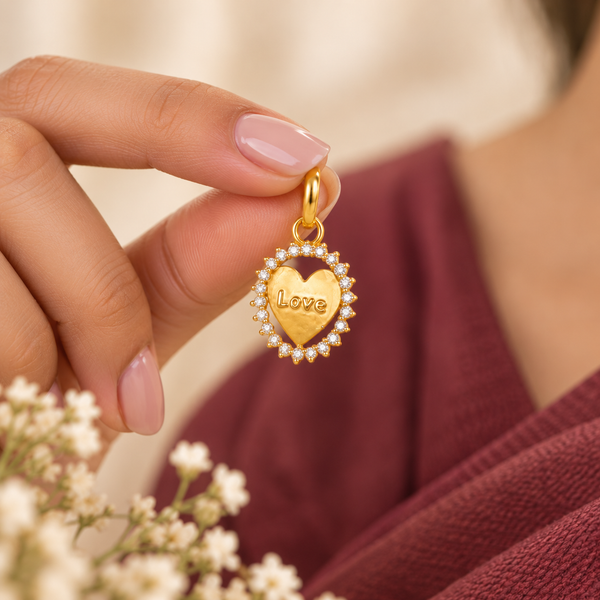 Nisha Heart Love Gold Pendant