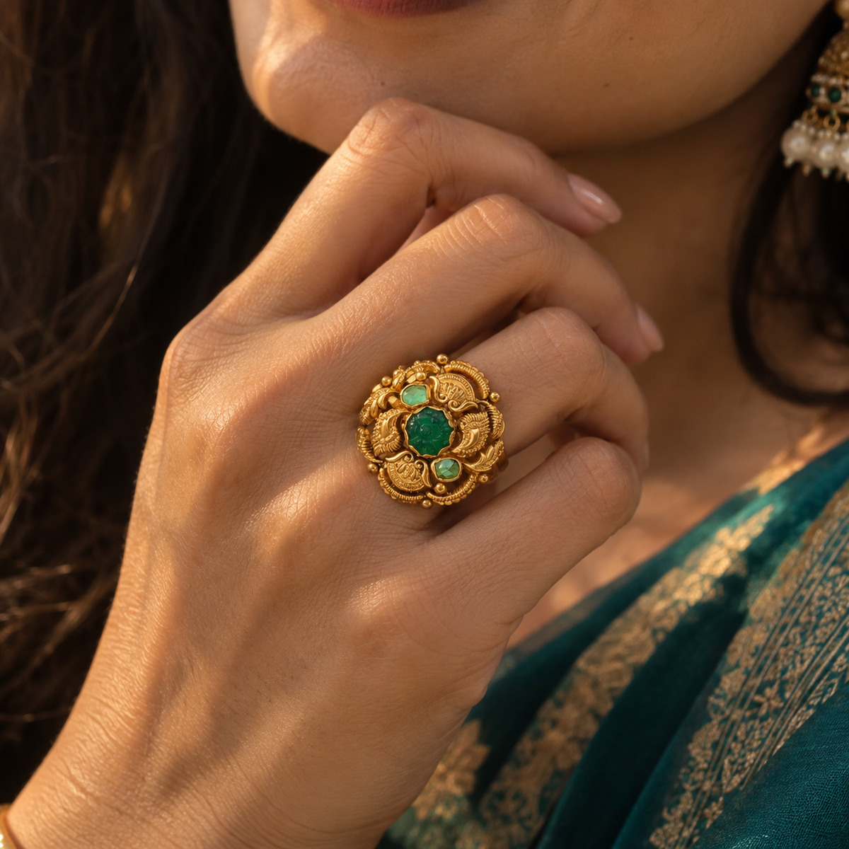 Ruhankia Emerald Heritage Gold Ring