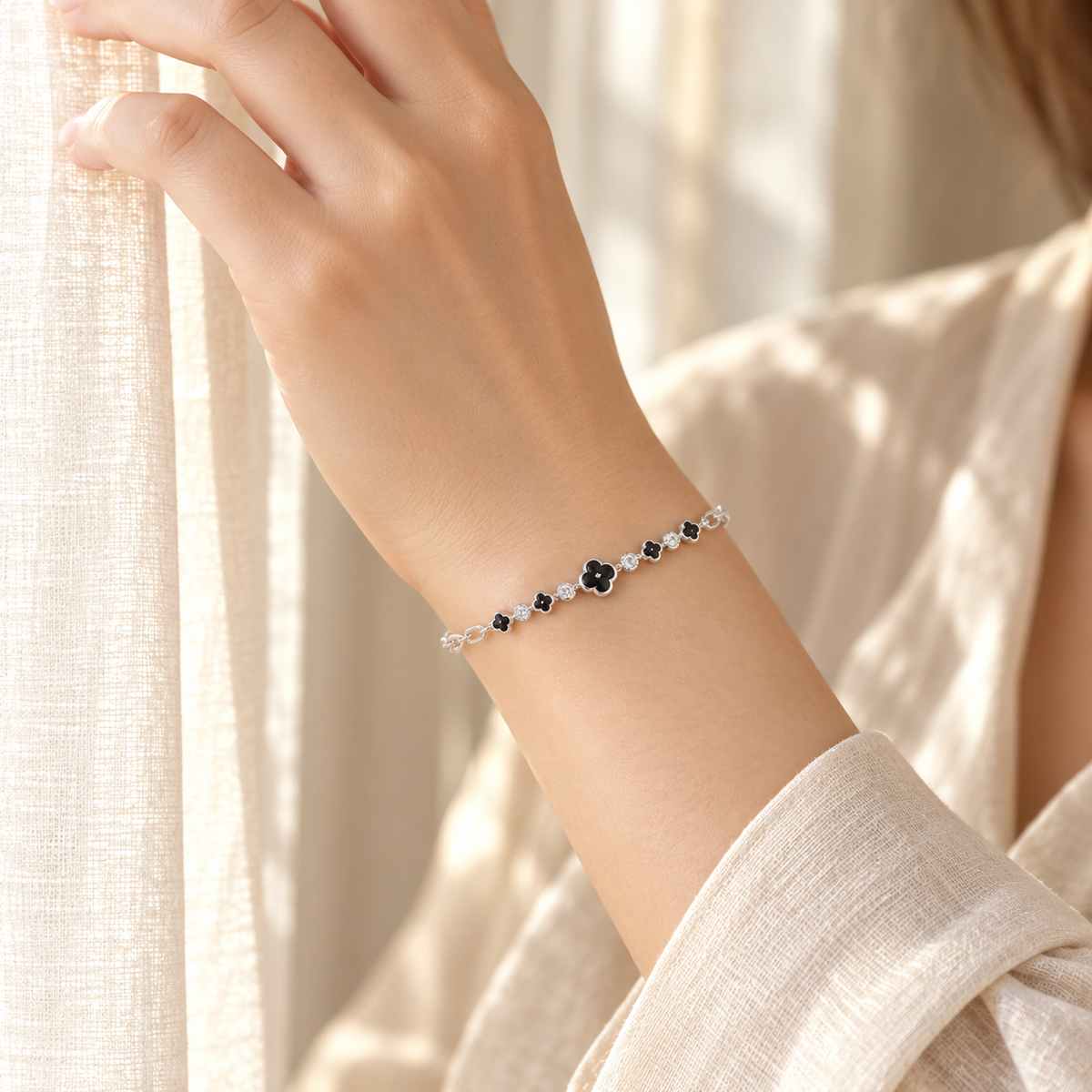 Nitya Midnight Clover Silver Bracelet