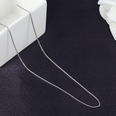 Aarna Smooth Finish Silver Chain