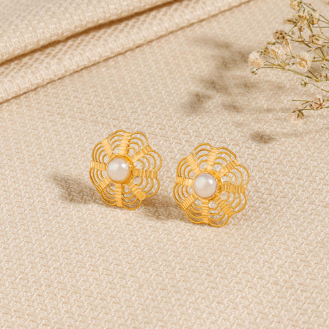Elvira Pearl Bloom Gold Earrings