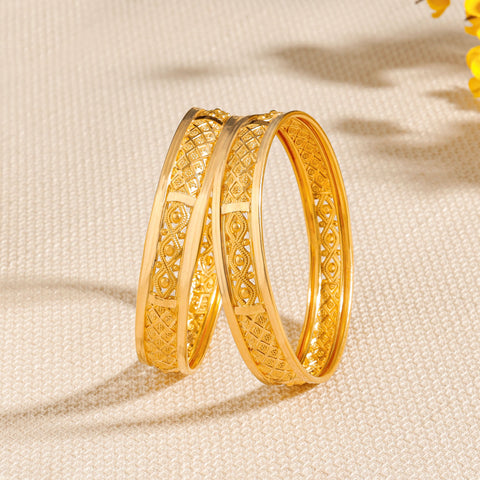 Ishara Elegant Lattice Gold Bangles