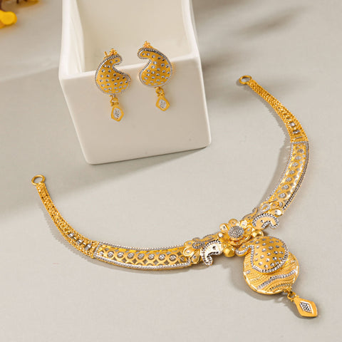 Ishita Dual Tone Gold Necklace Set