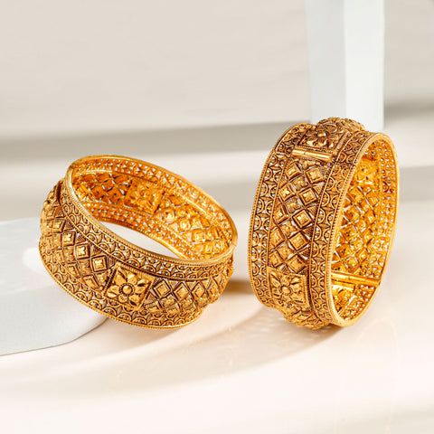 Avyukta Lattice Floral Gold Bangles