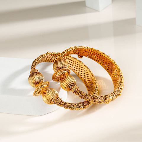 Anu Vintage Dome Beauty Gold Bangles