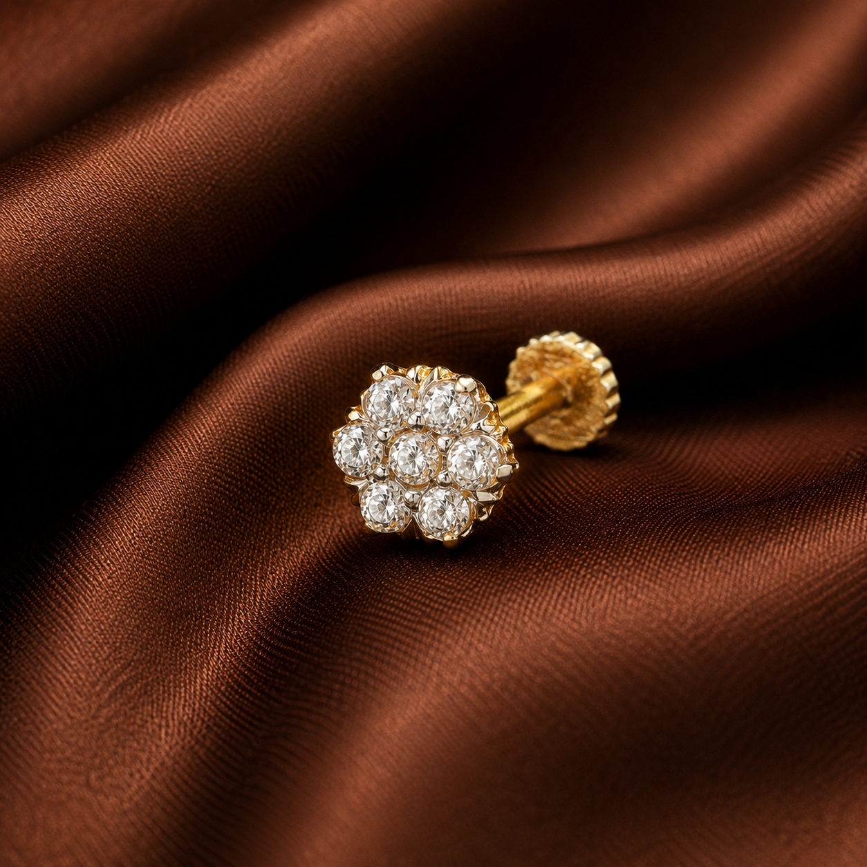 Ziana Floral Shine Gold Nose Pin