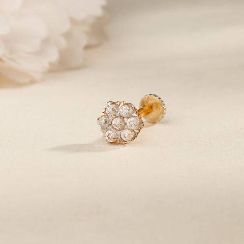 Ziana Floral Shine Gold Nose Pin