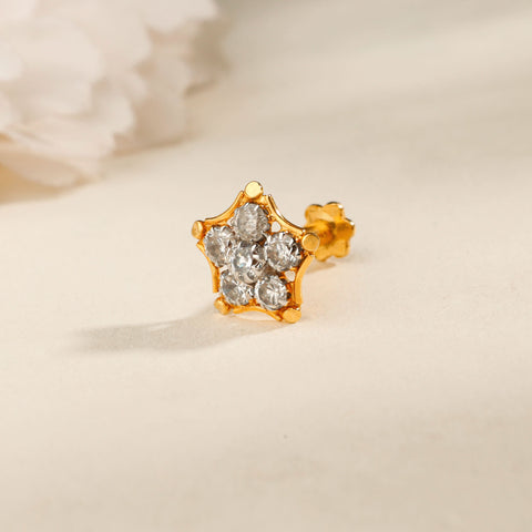 Lavika Twinkling Star Gold Nose Pin