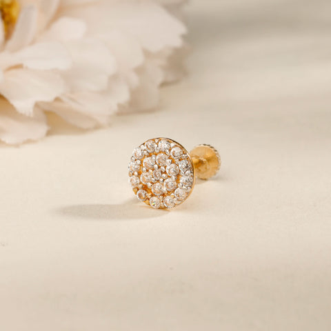 Gayatri Classic Shine Gold Nose Pin