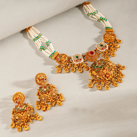 Akshara Regal Pearl Cluster Gold Necklace Set