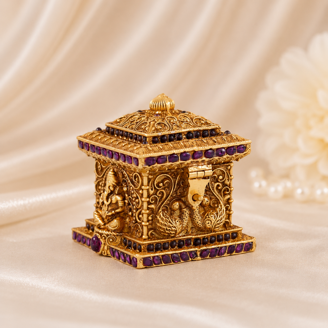 Beautiful Ganesha Silver Sindoor Box